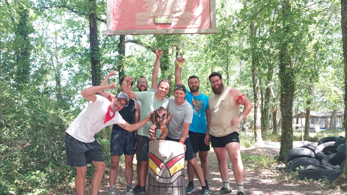 Cérémonie de clôture de Koh Landes Tah avec remise des totems